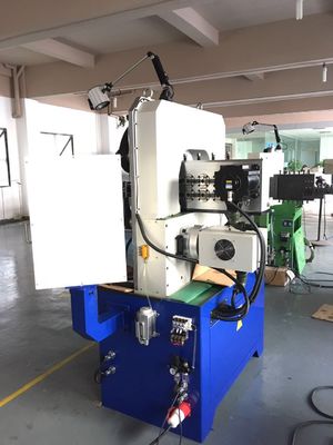 0,8 - 4,0 mm CNC-draadvormmachine met drie assen en 60 RPM nokkenaandrijfsystemen