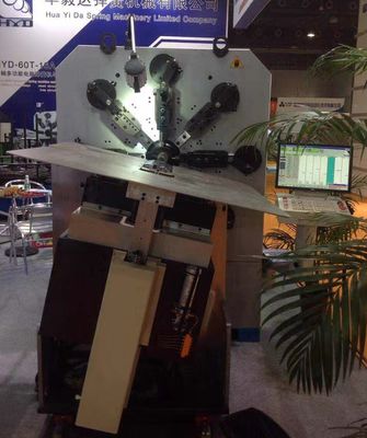 Zestien assen CNC-veermachine Draadbuigmachine en gecombineerde machine