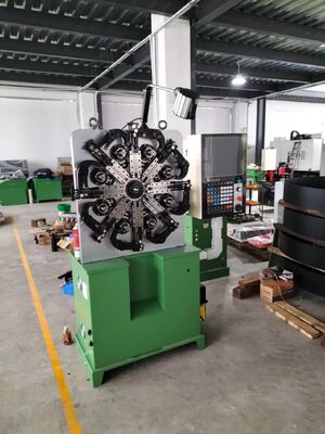 De automatische Lente die Machine, CNC de Lentemachine met 100KG Decoiler vormen