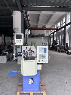 High Speed Automatic Wire Forming Machine With 550pcs / Min Production Speed